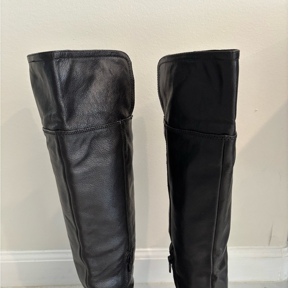 Black Leather Knee-High Boots Nine West size 8.5 - Picture 2 of 9
